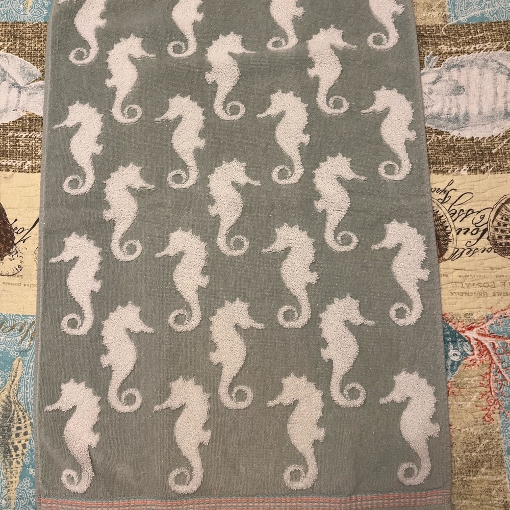 Seahorse Patterned Hand Towel